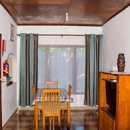 Seashell Self Catering Villa Grand Anse  Room photo