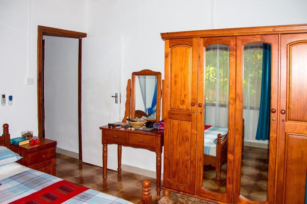 Seashell Self Catering Villa Grand Anse  Room photo